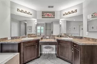 1456 Wallace Manor Loop, Winter Haven, FL 33880 - Photo 29