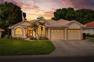 212 Golf Aire Blvd, Winter Haven, FL 33884 - Photo 1