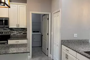 1365 Evergreen Park Cir, Lakeland, FL 33813 - Photo 15