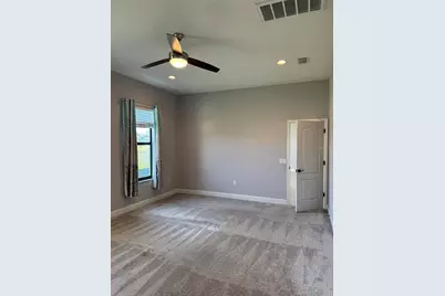 1365 Evergreen Park Cir, Lakeland, FL 33813 - Photo 31