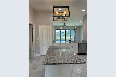 1365 Evergreen Park Cir, Lakeland, FL 33813 - Photo 9