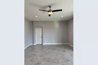 1365 Evergreen Park Cir, Lakeland, FL 33813 - Photo 23