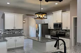 1365 Evergreen Park Cir, Lakeland, FL 33813 - Photo 21