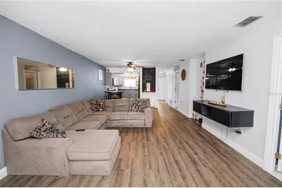 404 Country Lane NE #404, Winter Haven, FL 33881 - Photo 1