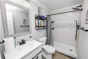404 Country Ln NE, Winter Haven, FL 33881 - Photo 17