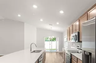 11356 SE 76th Ct, Belleview, FL 34420 - Photo 9