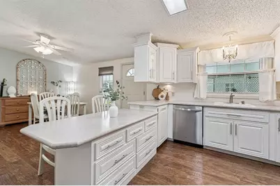 6643 Westchester Drive NE, Winter Haven, FL 33881 - Photo 11