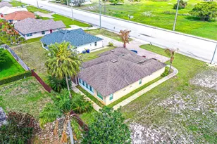 3715 Sebring Pkwy, Sebring, FL 33870 - Photo 29