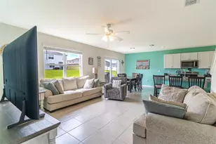 1328 Daisy Field Dr, Winter Haven, FL 33884 - Photo 3