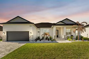 7013 Bentridge Dr, Lakeland, FL 33813 - Photo 1