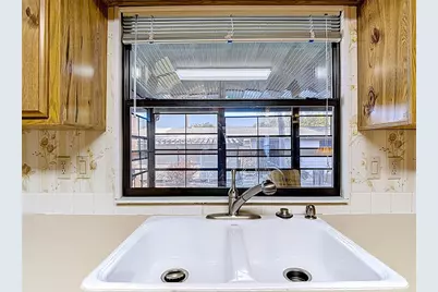 6561 Chinaberry Dr NE, Winter Haven, FL 33881 - Photo 11