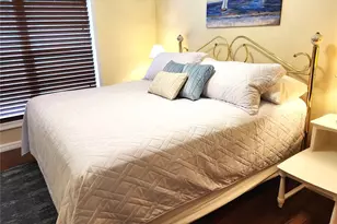 232 Cypress St, Tarpon Springs, FL 34689 - Photo 23