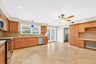 1310 Rolling Woods Ln, Lakeland, FL 33813 - Photo 23