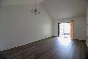 1040 Harden Ct, Lakeland, FL 33813 - Photo 5