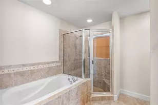 2037 Lakeridge Dr, Winter Haven, FL 33881 - Photo 19