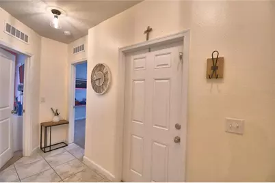 542 Eagle Landing Boulevard, Winter Haven, FL 33880 - Photo 3