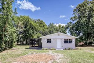 417 S Seminole Ave, Fort Meade, FL 33841 - Photo 1