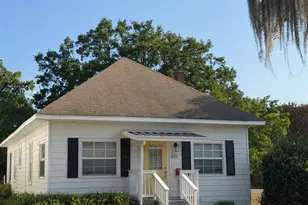 231 Avenue A NE, Winter Haven, FL 33881 - Photo 1