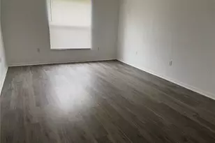 5817 Daughtery Downs Loop, Lakeland, FL 33809 - Photo 5