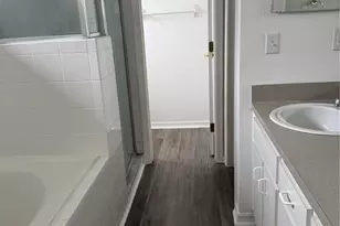 5817 Daughtery Downs Loop, Lakeland, FL 33809 - Photo 7