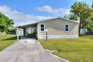 3071 Keuka Loop, Lakeland, FL 33810 - Photo 3