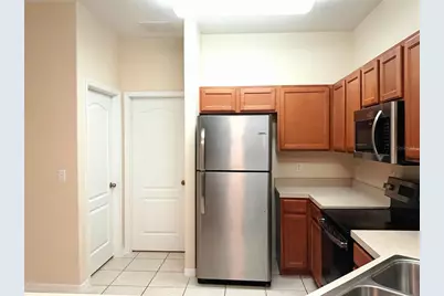 4239 Winding Vine Drive, Lakeland, FL 33812 - Photo 5