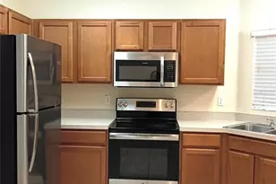 4239 Winding Vine Dr, Lakeland, FL 33812 - Photo 7