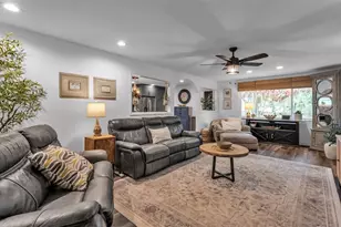 135 Country Club Ln, Mulberry, FL 33860 - Photo 9