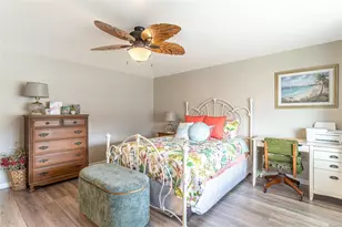 1818 Blue Lake Dr, Lakeland, FL 33801 - Photo 15