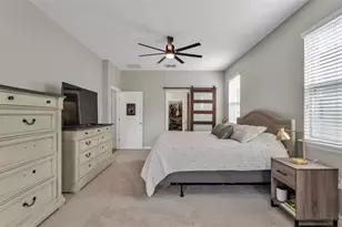 2250 Bella Luna Cir, Lakeland, FL 33810 - Photo 15