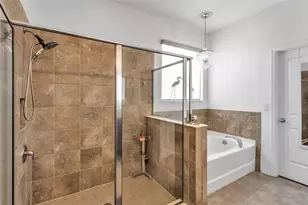 2253 Bella Luna Cir, Lakeland, FL 33810 - Photo 41