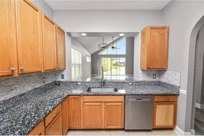 30816 Pumpkin Ridge Drive, Wesley Chapel, FL 33543 - Photo 7