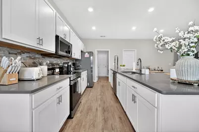 712 Daphne Drive, Polk City, FL 33868 - Photo 11