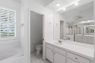 2214 Longmore Cir, Valrico, FL 33596 - Photo 33