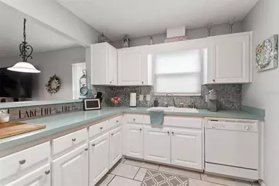 1083 Motorcoach Drive, Polk City, FL 33868 - Photo 9