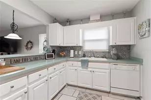 1083 Motorcoach Dr, Polk City, FL 33868 - Photo 9