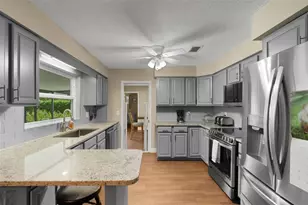 1620 Rose Dr, Lakeland, FL 33813 - Photo 9