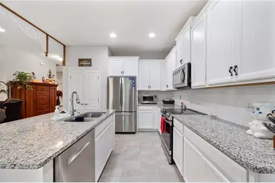 437 Sapphire Drive, Davenport, FL 33837 - Photo 13