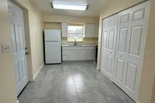 1438 Moonlite Dr, Lakeland, FL 33801 - Photo 3