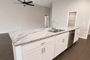 1373 Mezzavalle Wy, Auburndale, FL 33823 - Photo 11