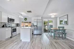 391 N Walton Ave, Tarpon Springs, FL 34689 - Photo 5