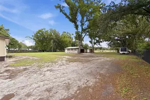 5063 Walnut Circle E, Lakeland, FL 33810 - Photo 7
