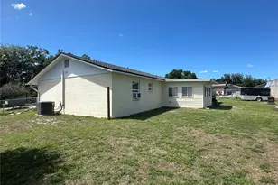 7411 Orange Crest Cir, Lakeland, FL 33810 - Photo 11