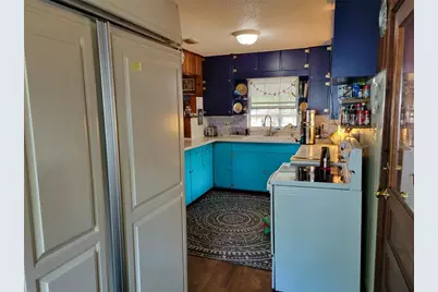 308 NE 10th Avenue, Mulberry, FL 33860 - Photo 11