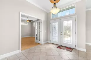 2636 Huntington Hills Dr, Lakeland, FL 33810 - Photo 3