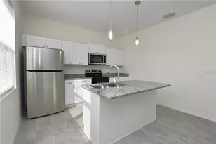 206 W Crescent Dr, Lakeland, FL 33805 - Photo 7