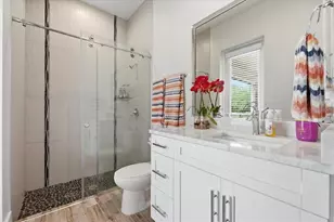 8293 Cypress Trace Blvd, Lakeland, FL 33809 - Photo 37