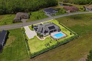 8293 Cypress Trace Blvd, Lakeland, FL 33809 - Photo 57