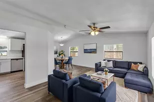 4927 Rollinglen Loop W, Lakeland, FL 33810 - Photo 3
