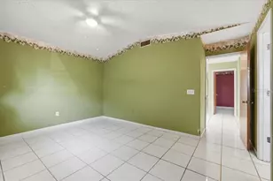 842 Rockingham Rd, Lakeland, FL 33809 - Photo 19